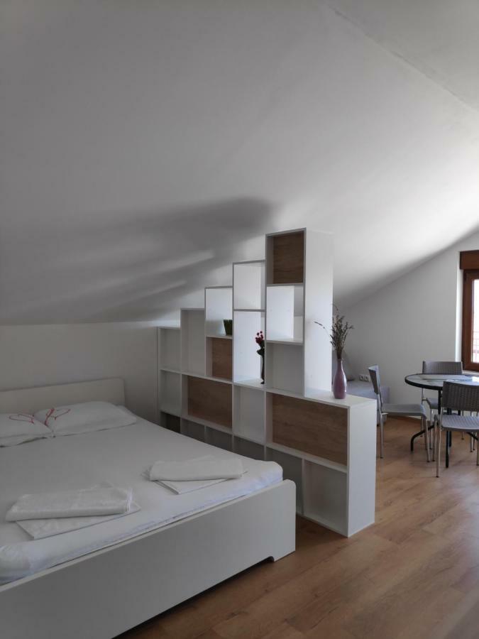 Apartman Anicic ポダツァ エクステリア 写真